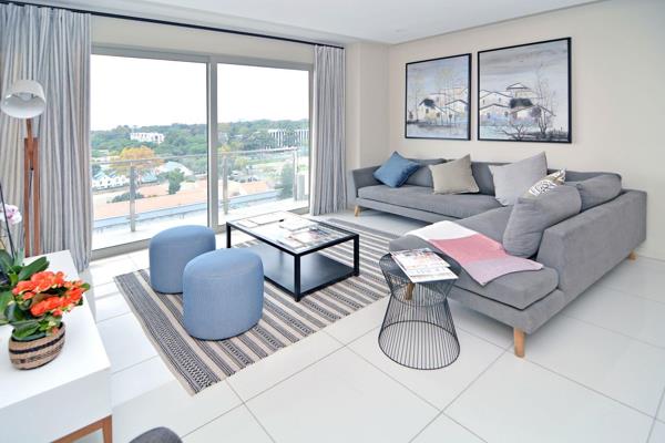 Classic Luxury. Stylish 2 Bedroom 2 Bathroom Apartment in The Tyrwhitt - An iconic ...