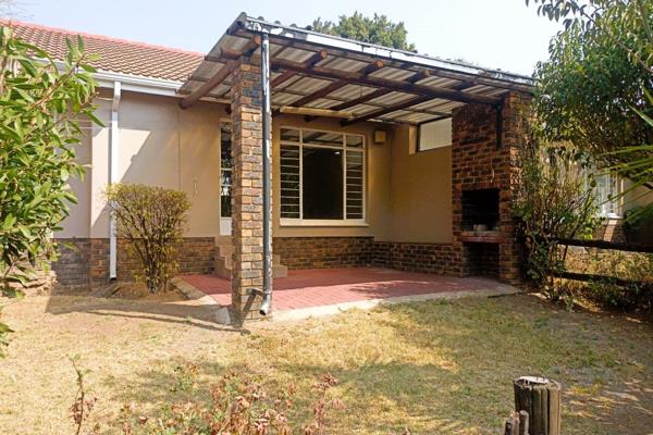 Owner askinf R 730 000 - all serious offers from R 700 000 will be negotiated. 

A ...