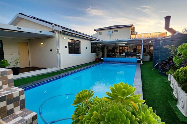 This exceptional property features:
4 Bedrooms: Spacious and inviting, perfect for ...