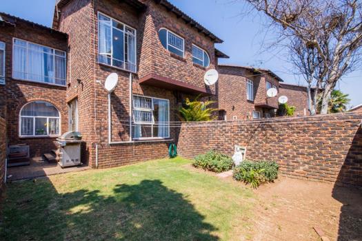 3 Bedroom Apartment / Flat for sale in Eden Glen