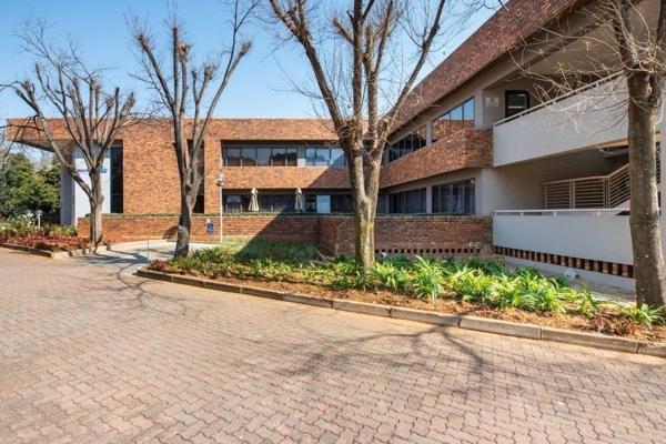 Located in a strategic spot just off the R24 and N3 intersection, AMR 3 Office Park ...