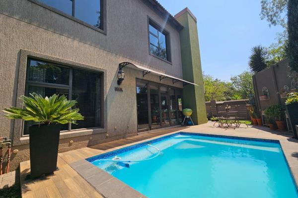 MODERN 3-BEDROOM TOWNHOUSE FOR SALE*


*Price: R2,990,000*


*Location:* [Insert Location]


*Description:*


Experience modern luxury ...