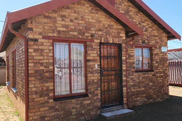 Discover this charming 2-bedroom home for sale in Blomanda, perfect for first-time buyers or those looking to downsize. The house ...