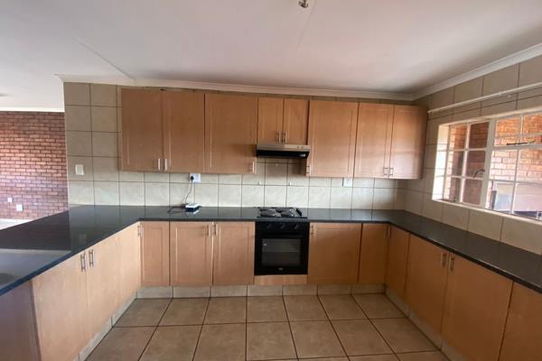 Large family home in security complex in established area available for rental. This family home offers modern open-plan kitchen ...