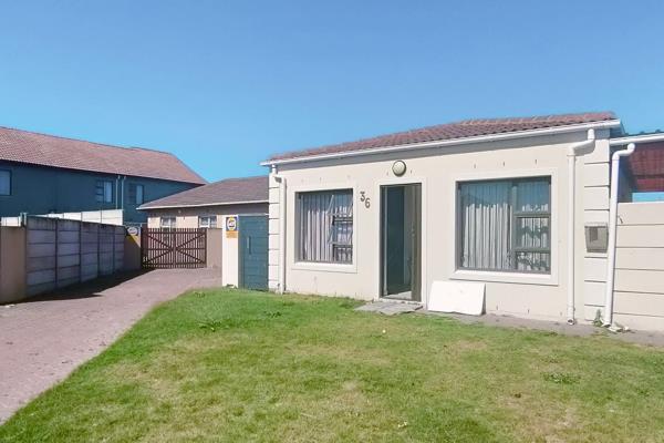 Available 01 December 2024
Free standing two bedrooms house to let in Summerville Village.. Easy access to main routes, schools and ...