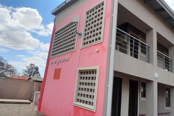 Welcome to these Modern flats with new finishes at 77 Nqadu Road, Ncambedlana!

This is a fairly new complex with modern finishes, a ...