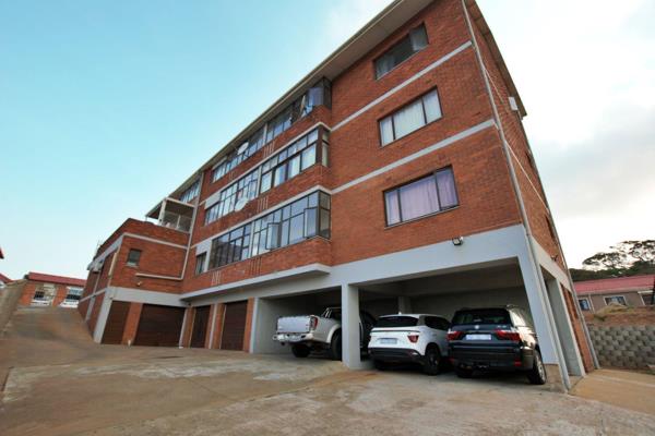 Auction - Bidding to start at R450 000

Perched on the top floor with stunning sea views, this 2-bedroom flat in the coastal town of ...