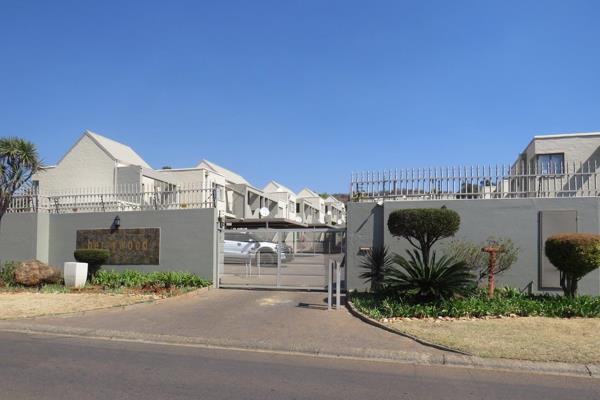 Up for Grabs!
This 2 bedroomed unit is in a well looked after complex which has a  ...