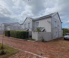 Townhouse for sale in Seafield