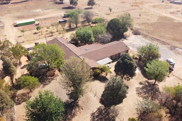 Nestled in the serene community of Bapsfontein, this exceptional property offers a unique opportunity for both families and investors. ...