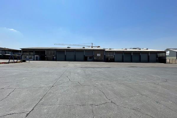 Discover this exceptional industrial property offering a substantial 13,000 sqm of paved ...