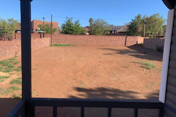 This is definitely the deal of the year! This serviced vacant land is situated in an established neighborhood in Postmasburg not far ...