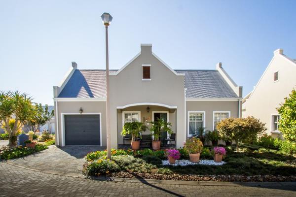 EXCLUSIVE SOLE MANDATE

The Caves Retirement Village is located in a beautiful country setting with the Swartberg Mountains in the ...