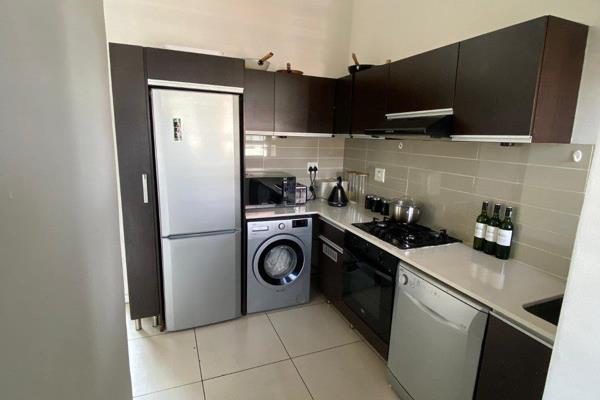 Top Floor Apartment displaying:-
One spacious bedroom large enough to fit in a queen ...