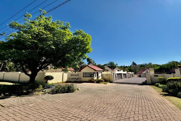 This beautiful 3 bedroom, 3 bathroom duplex townhouse is now available to let in the prestigious and sought-after Woodmead area. ...