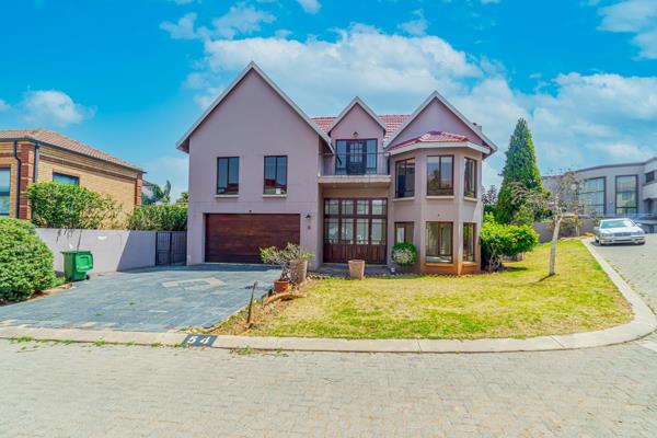 Property on Auction in Bassonia Estate ,Johannesburg South

Must Go! Urgent Sale! Great Opportunity!

Auction Date &amp; Time:
Tuesday ...