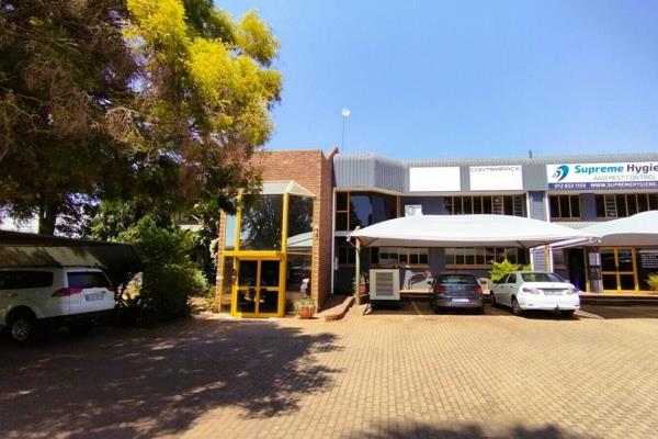 Property Features:
Offers a range of same sized warehouses for rent in Hennopspark ...