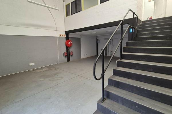 95 sqm Warehouse available in Cornubia

This centrally located 95 sqm warehouse in ...