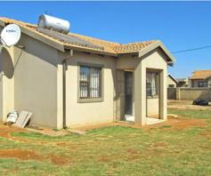 House for sale in Vosloorus Ext 10