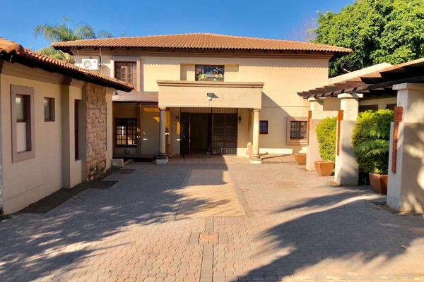 Exceptional 5-Bedroom Estate in Prestigious Waterkloof with Work from Home Office or Consulting rooms of Full Flatlet.

Welcome to ...