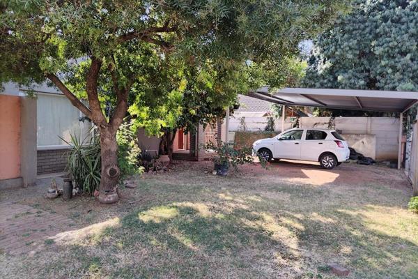 This recently renovated 3-bedroom, 1.5-bathroom home offers modern living in a quiet, tree-lined neighborhood. The spacious yard ...