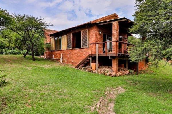 This expansive bush lodge offers an exceptional blend of modern luxury and serene nature, nestled in a vast estate with panoramic views ...