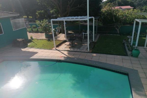 This furnished room in Westville is housed within a BNB within walking distance from the Pavillion shopping centre. 

Rent includes ...