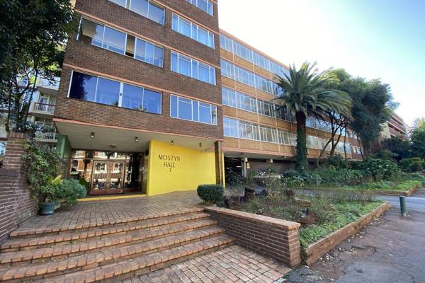 Great Investment Opportunity. Tenant already in place.

Apartment situated close to Brenthurst Clinic, Park Lane Hospital, Wits ...