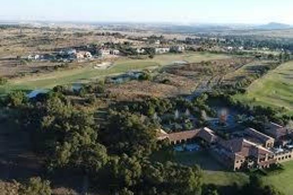 Build your own home on this beautiful 3783 sqm stand in the secure World class Equestrian Estate Situated on Gary Player&#39;s original ...