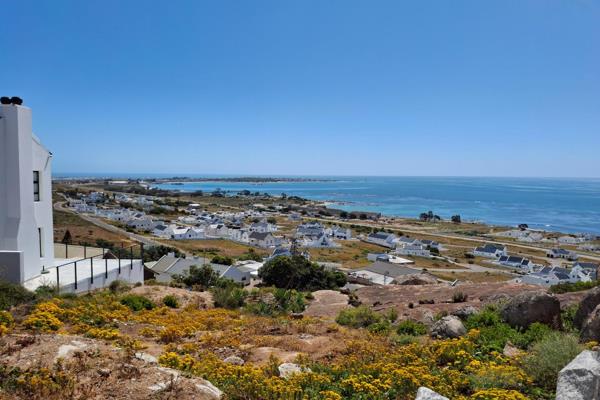 BLUEBERRY HILL – ST HELENA BAY
	
SOLE MANDATE - This large vacant stand is located on the crest of Blueberry Hill that offers endless ...