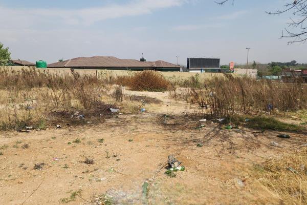 Vacant land which is 1052 square meters in size and zoned for business.
Come and build your dream house or start your business venture ...