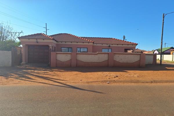 Welcome to this beautiful and spacious 2-bedroom, 2.5-bathroom house, perfectly situated in the heart of Soshanguve Block XX. This ...