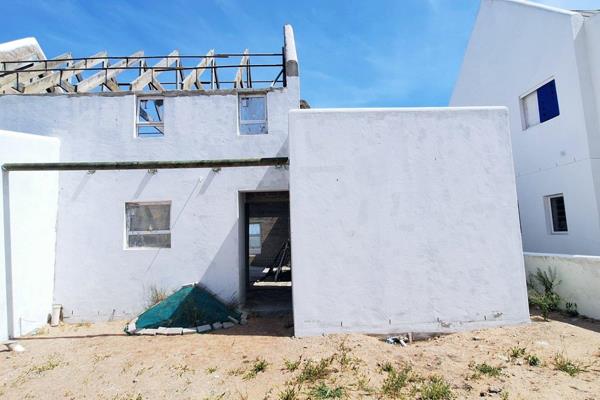 Come and complete your dream home 10mins from the beach in the charming  very pipolar seaside town of Lampiesbaai, located in the ...