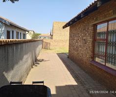 House for sale in Kwa-Thema Phase 2