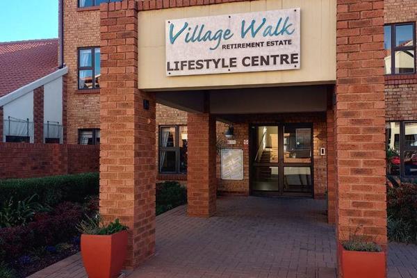 VILLAGE WALK RETIREMENT VILLAGE

This beautiful 2 bedroom apartment offers the following:
2 bedroom with build in cupboards
1 bathroom ...