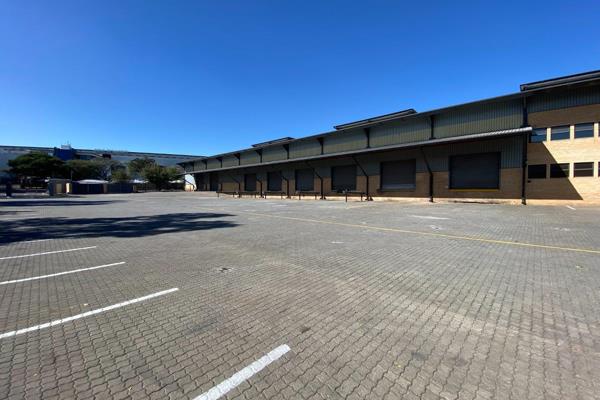 Located in the secure Longmeadow Business Estate, Longmeadow, a desirable, well-serviced industrial node with easy access to the N3 ...