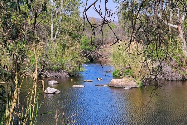 Tucked away in a pristine eco estate along the scenic Vaal River, this expansive 1.4-hectare stand offers approximately 70 meters of ...