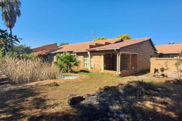 Nancefield, Soweto - Prime Property with Lots of Loving Memories

Could this be your next investment?

This charming 3-bedroom ...