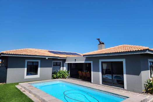 4 Bedroom House for sale in Langebaan Country Estate