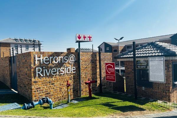 Modern 2 bedroom and 1 bath apartment is available for rent at Riverside View.

Monthly rent is R6000

Water usage will be billed as ...