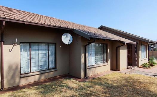 4 Bedroom House for sale in Brakpan North