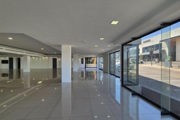 Showroom and offices in a prime location, on Kramer Road!
Block 3 Kramerville Corner ...