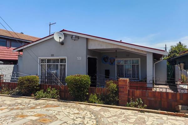 Charming 3-Bedroom Home in Eldorado Park Ext. 2


Discover this inviting family home in ...