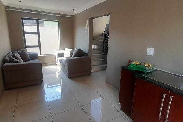 Modern 1 bedroom 1 bathroom flat available in Dawn Park for R4800. There are other tenants on the property as well. Unit has a open ...