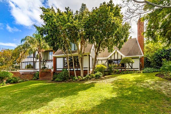 Situated in a highly sought-after neighborhood called Parel Vallei, this charming double-storey home offers an abundance of space and ...