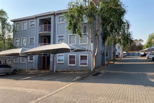 Excellent Investment Property.
Spacious 2 bedroom 1 full bathroom ground floor apartment in secure complex. Top security with 24/7 ...