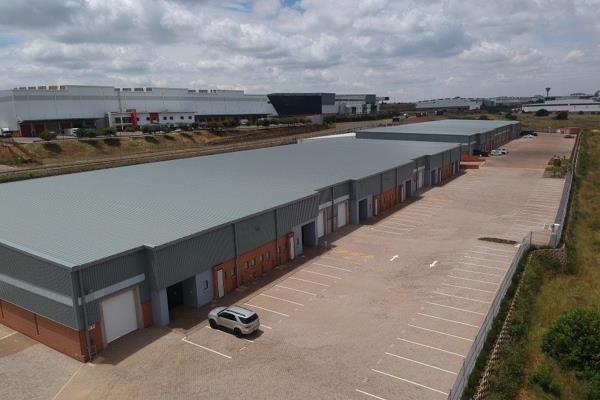 This newly developed property to let is located within the Twenty One Industrial Estate ...