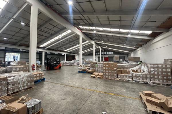 Discover a premium 1,791m2 warehouse situated in one of Westmead&#39;s most sought-after industrial business parks. This facility ...