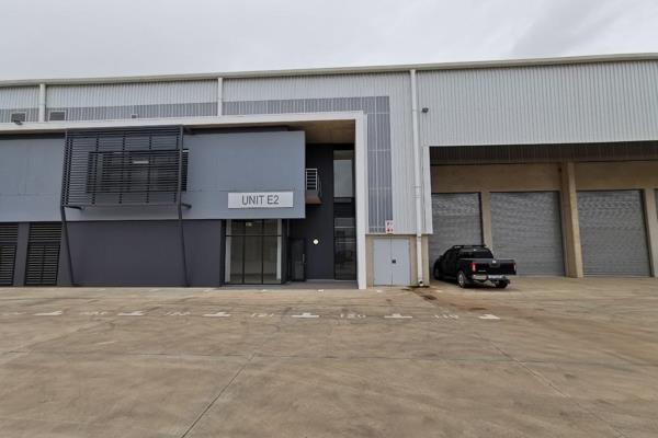 This spacious 1113m&#178; warehouse, located in the highly sought-after Trade Park in ...