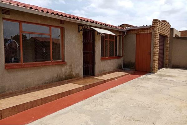 This property is located in Moletsane, Soweto, and includes 2 bedrooms, a lounge, a full bathroom, and 2 outside rooms for additional ...